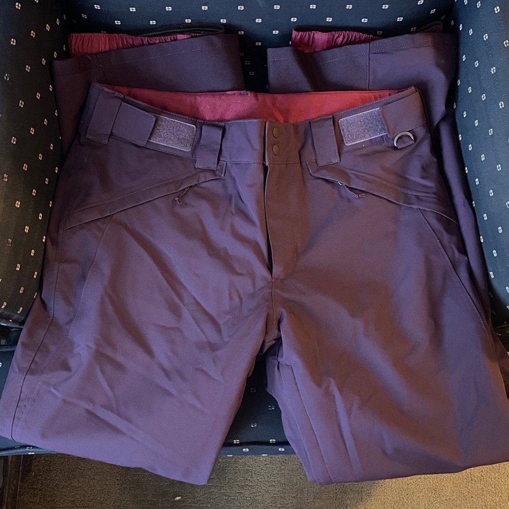NWOT Eddie Bauer Women Powder Search Insulated Ski Pants Medium Deep Eggplant